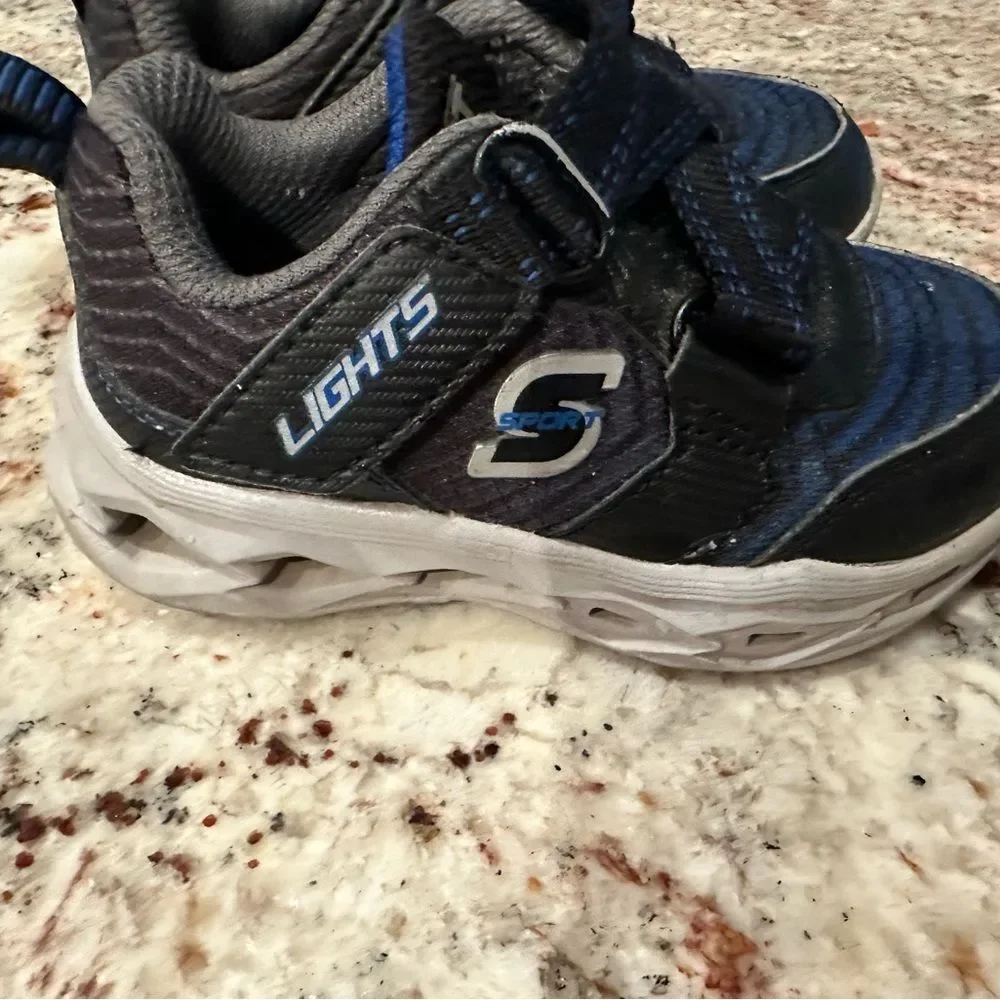 Skechers Kids' Black and Blue Light-Up Sneakers Size 6